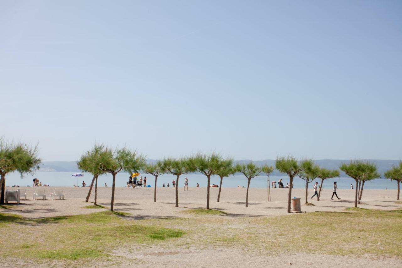 Ap Punta Next To Sandy Beach, Apartment With Garden 오미스 외부 사진
